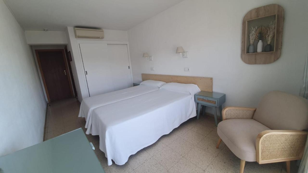 Standard Double Room Air-Conditioning