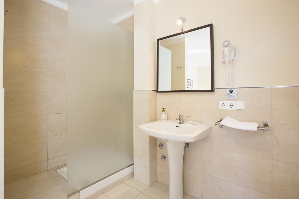 Double or Twin Room Balcony