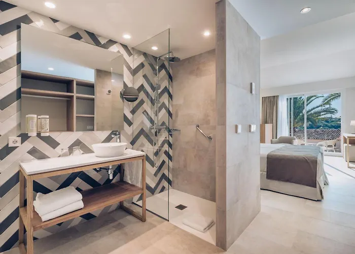 Hotels in Cales de Mallorca