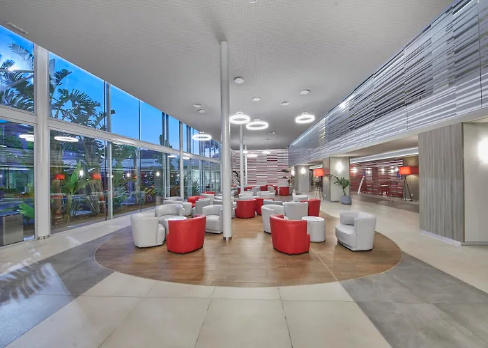 Hoteles cerca de el Mercat de l'Olivar