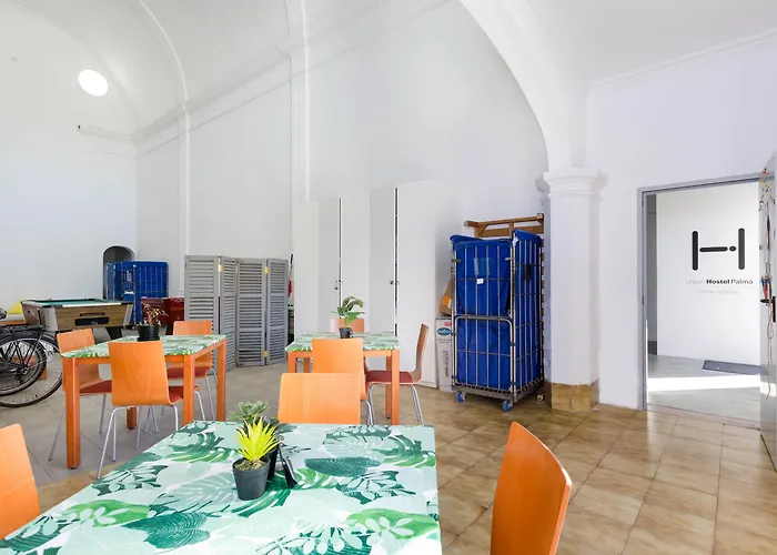 Urban Hostel Palma - Albergue Juvenil - Youth Hostel admite animales