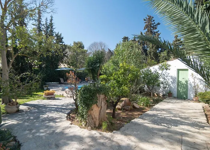 Hotel El Nido De Alaro - Turismo De Interior