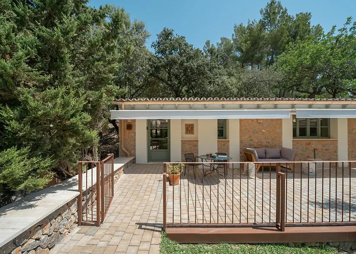 Rondaia, A Winery & Fincahotel-Agroturismo In Tramuntana Esporles 