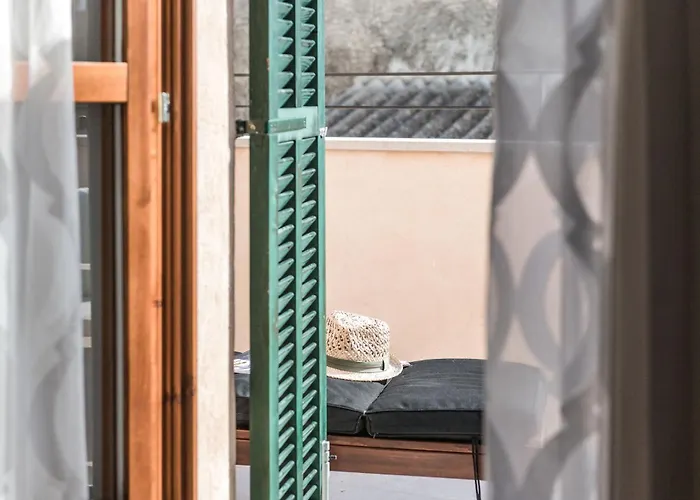 Hotels in de buurt van Puig de Sant Marti