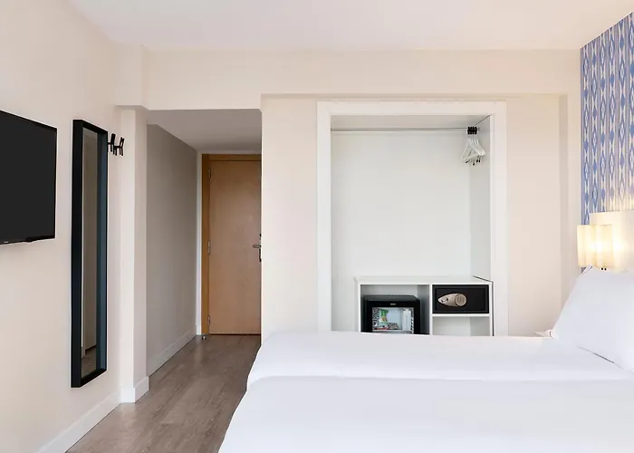 Hotel Exe Portals Nous (Adults Only) Con una Pista de Golf