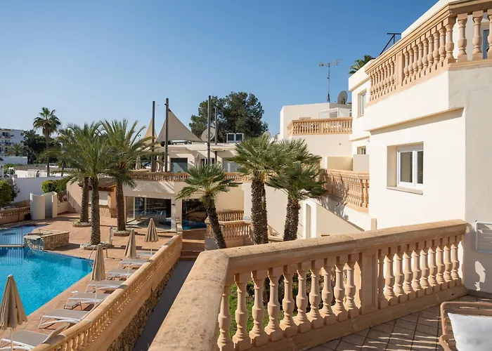 Apartamentos Azul Playa Cala Ferrera 