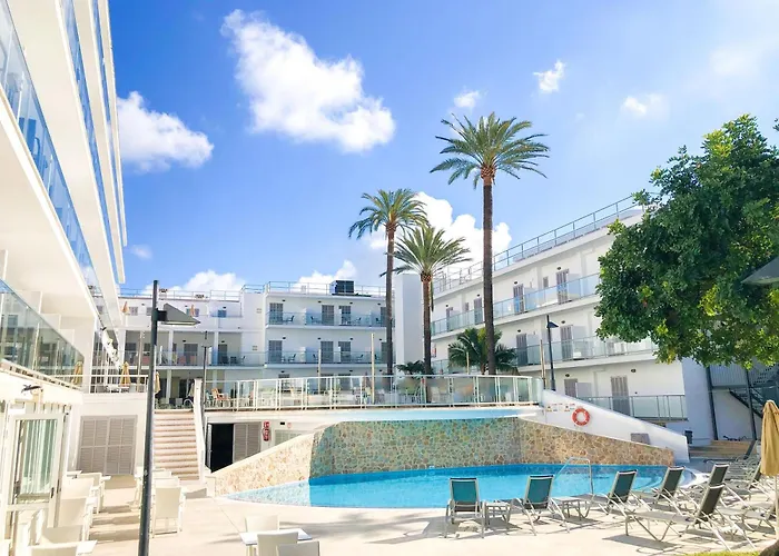 Best 15 Spa Hotels in Port de Alcudia (Mallorca) near Alcudia Old Town