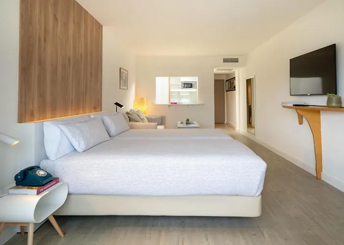 Innside By Melia Wave Calvia Magaluf 