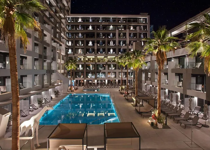 Palma de Mallorca hotels near Plaza del Olivar