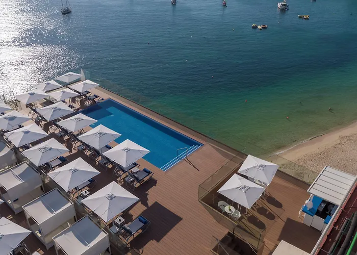 Palma Nova (Mallorca) hotels near The Pirates Adventure