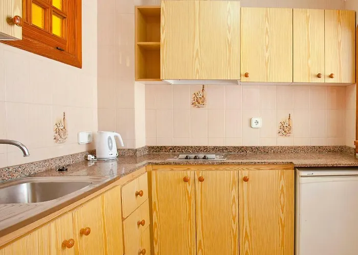 Apartamentos Sol y Mar Cala Bona 
